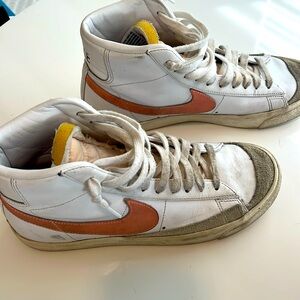 Nike blazers mid 77 size 8.5